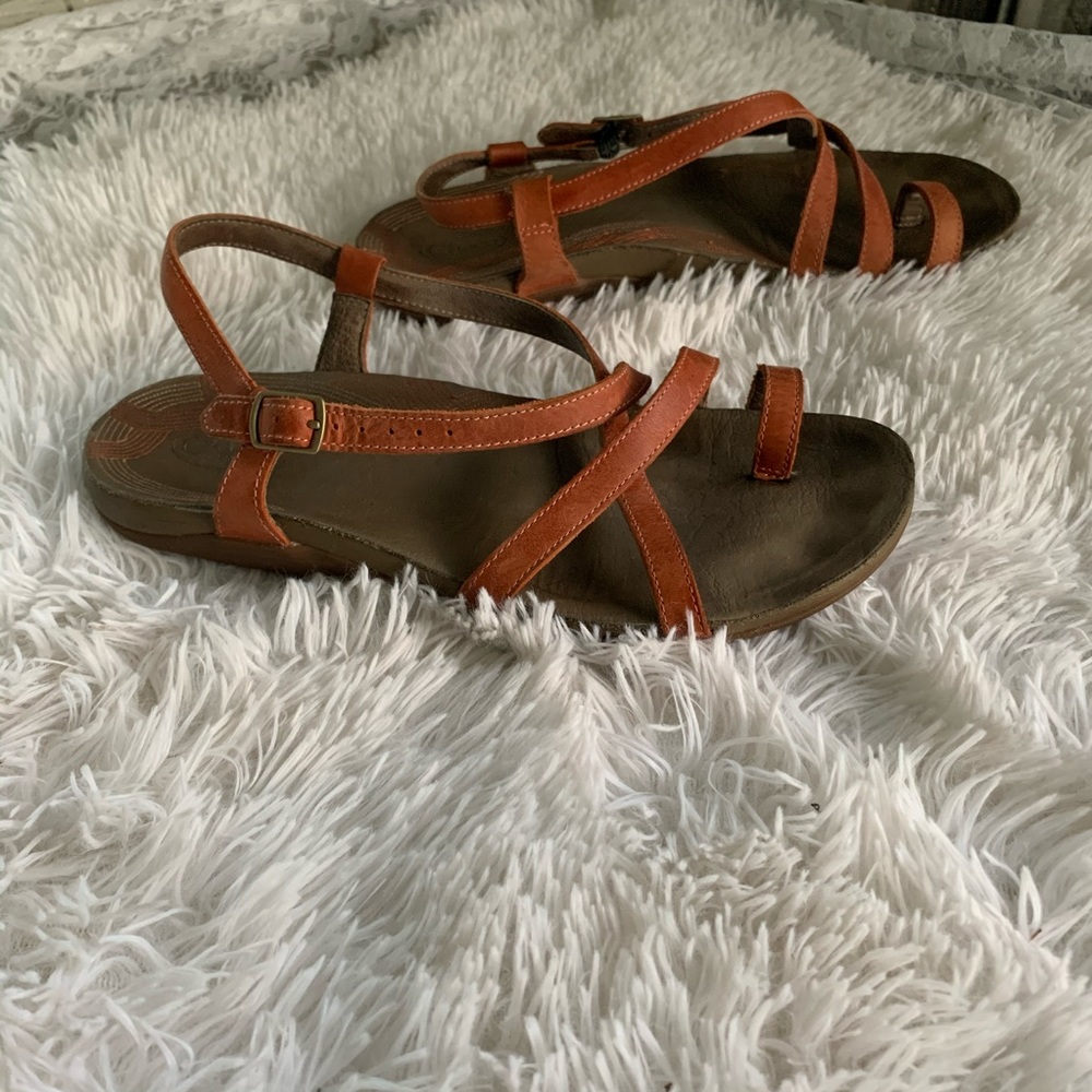 Chaco wayfarer loop sandals
